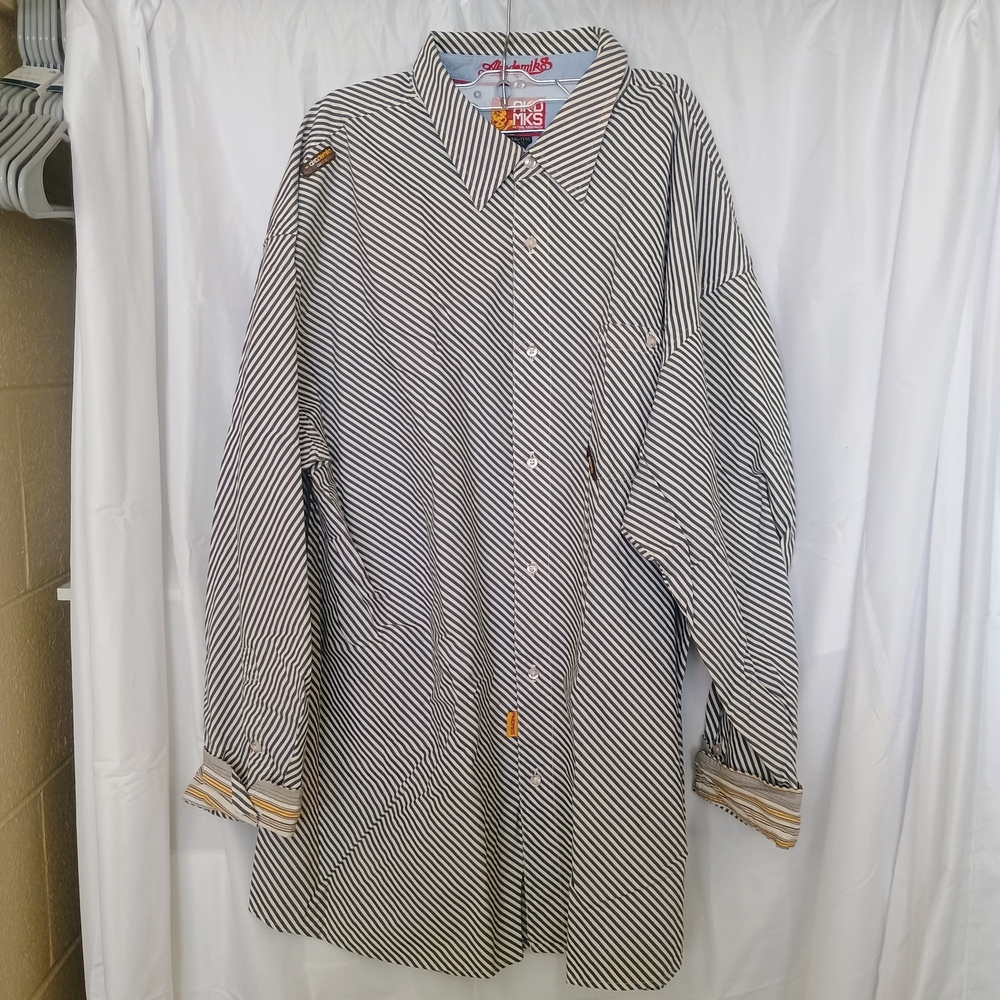Akademiks Black and White Striped Casual Button Down Shirt